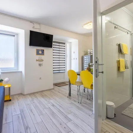 Mario - 50 M From Sea Apartment